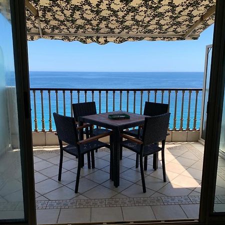 Appartement Front De Mer - Promenade Des Anglais Ницца Экстерьер фото